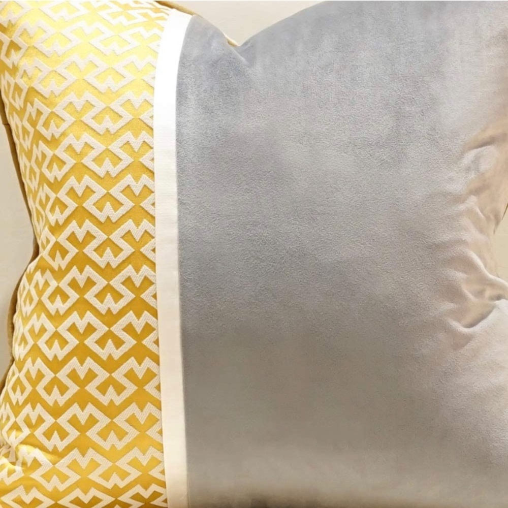 Luxury Home | Soft Velvet Jaquard Pillow Cover - Picture 6 of 7